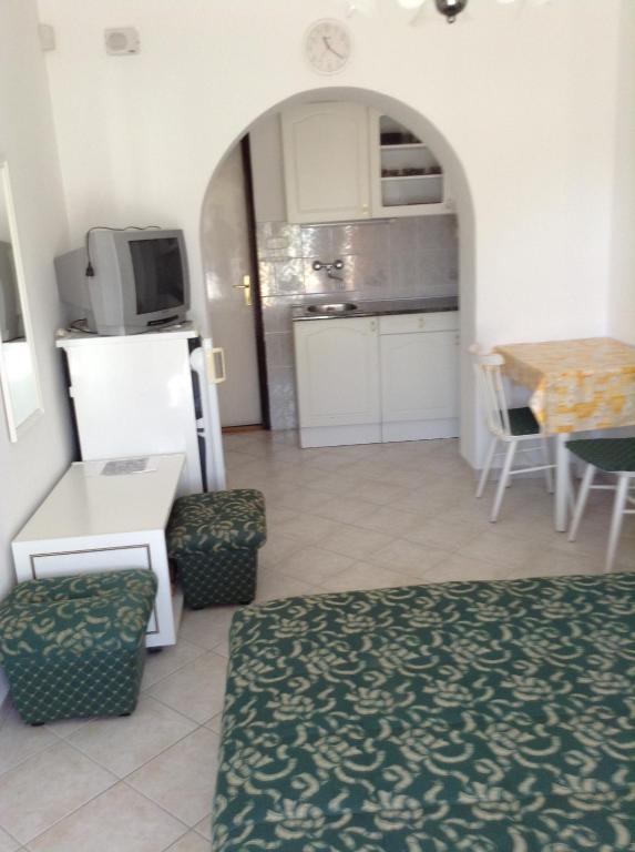 Alom Haz Apartment ซาลาคาโรส ภายนอก รูปภาพ
