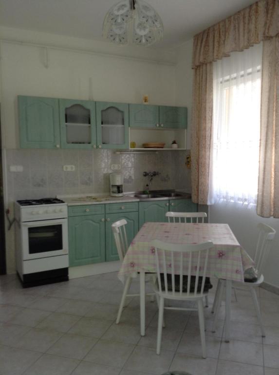 Alom Haz Apartment ซาลาคาโรส ภายนอก รูปภาพ