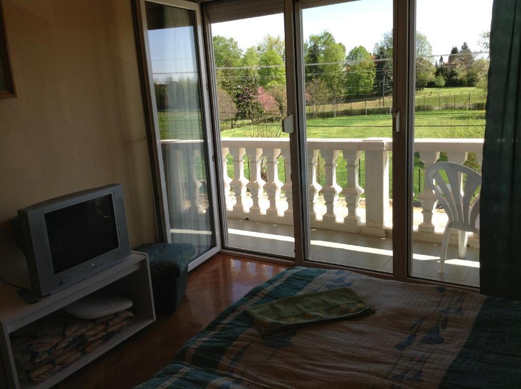 Alom Haz Apartment ซาลาคาโรส ห้อง รูปภาพ